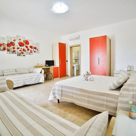 B&B La Casa Di Attilio Porto Cesareo Eksteriør bilde