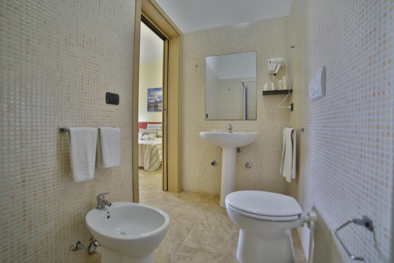 B&B La Casa Di Attilio Porto Cesareo Eksteriør bilde