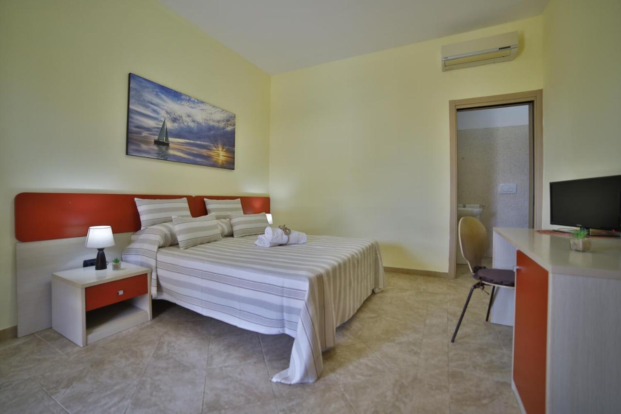 B&B La Casa Di Attilio Porto Cesareo Eksteriør bilde