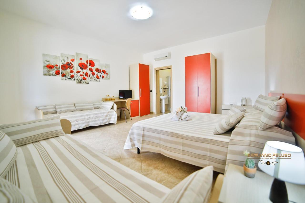 B&B La Casa Di Attilio Porto Cesareo Eksteriør bilde